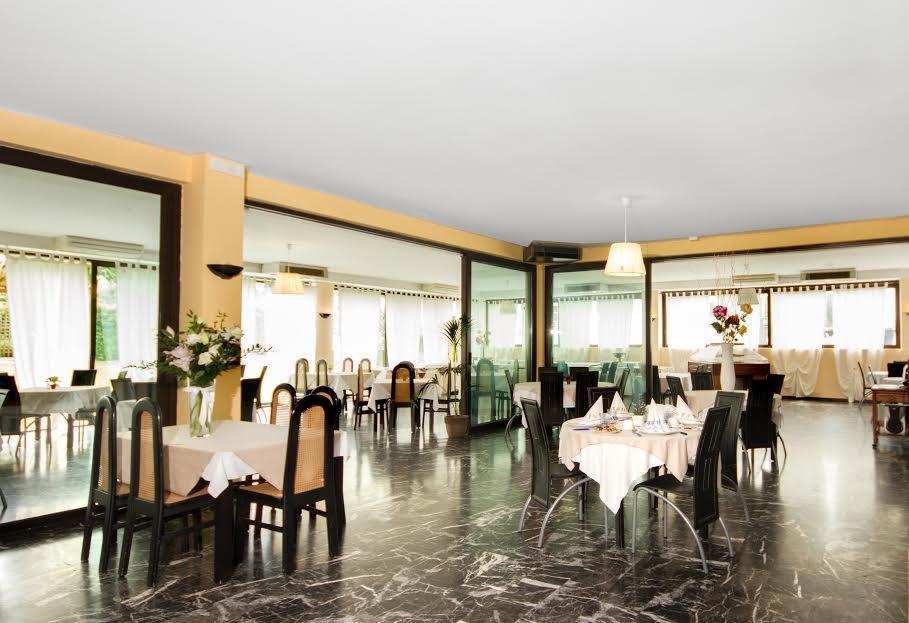 Olympic Kosher Holidays Hotel Sirmione Kültér fotó