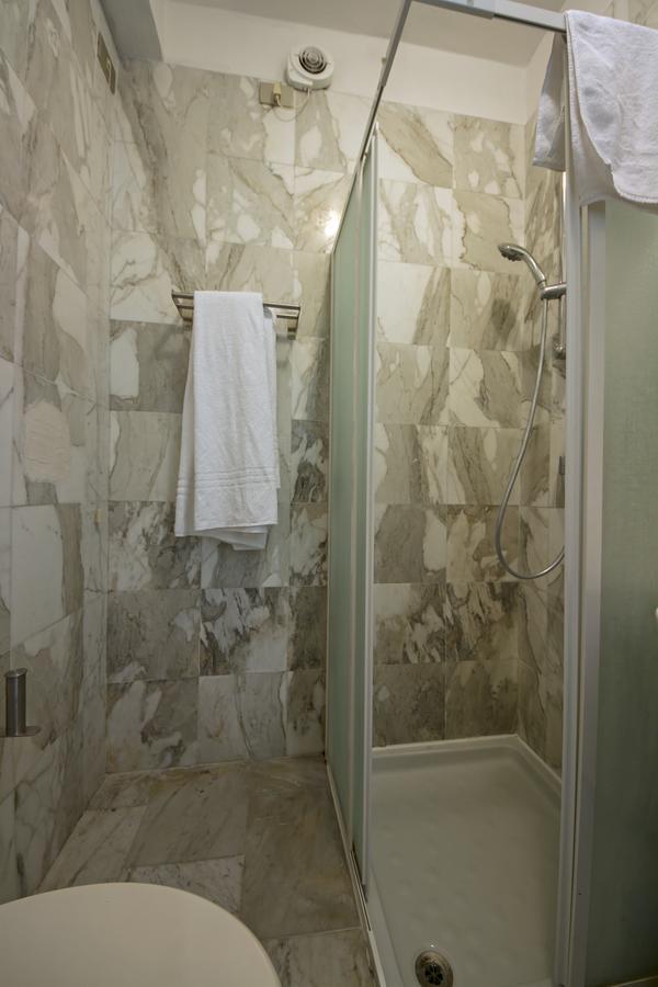 Olympic Kosher Holidays Hotel Sirmione Kültér fotó
